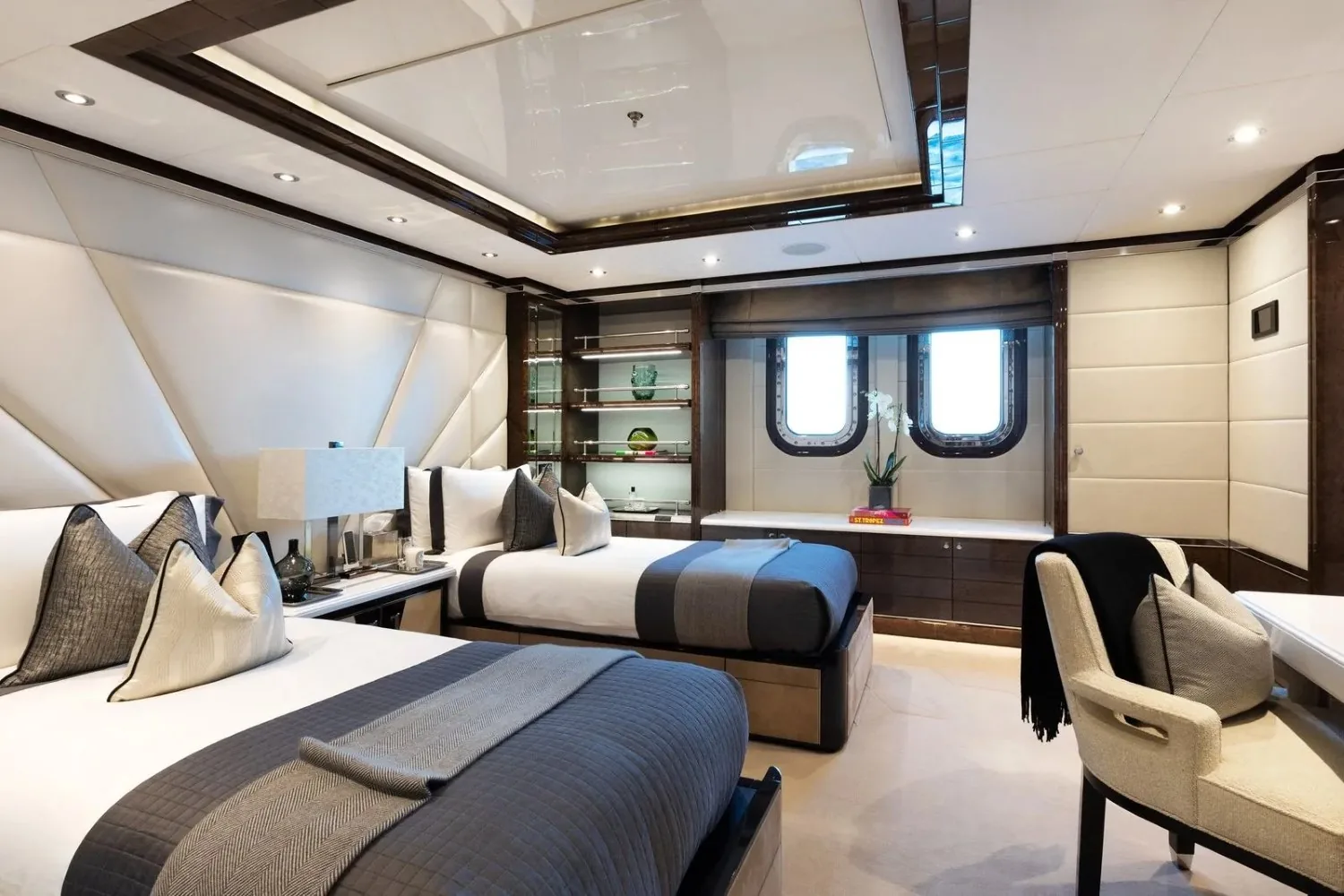 SOUNDWAVE - photo 17 location yacht Saint-Tropez