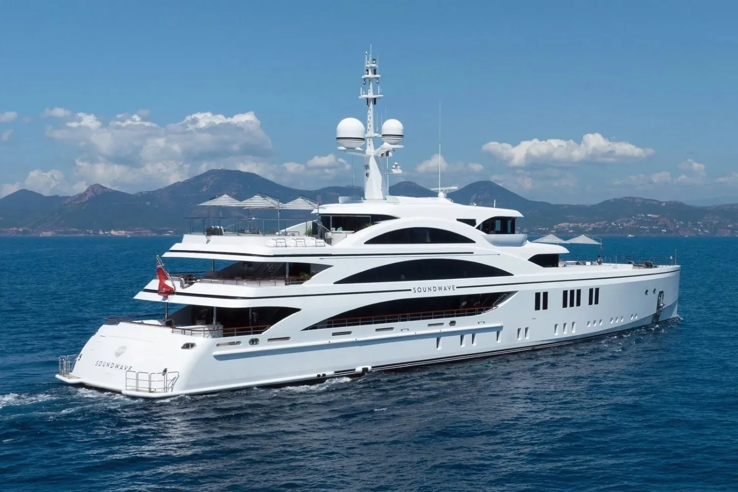 SOUNDWAVE - photo 20 location yacht Saint-Tropez