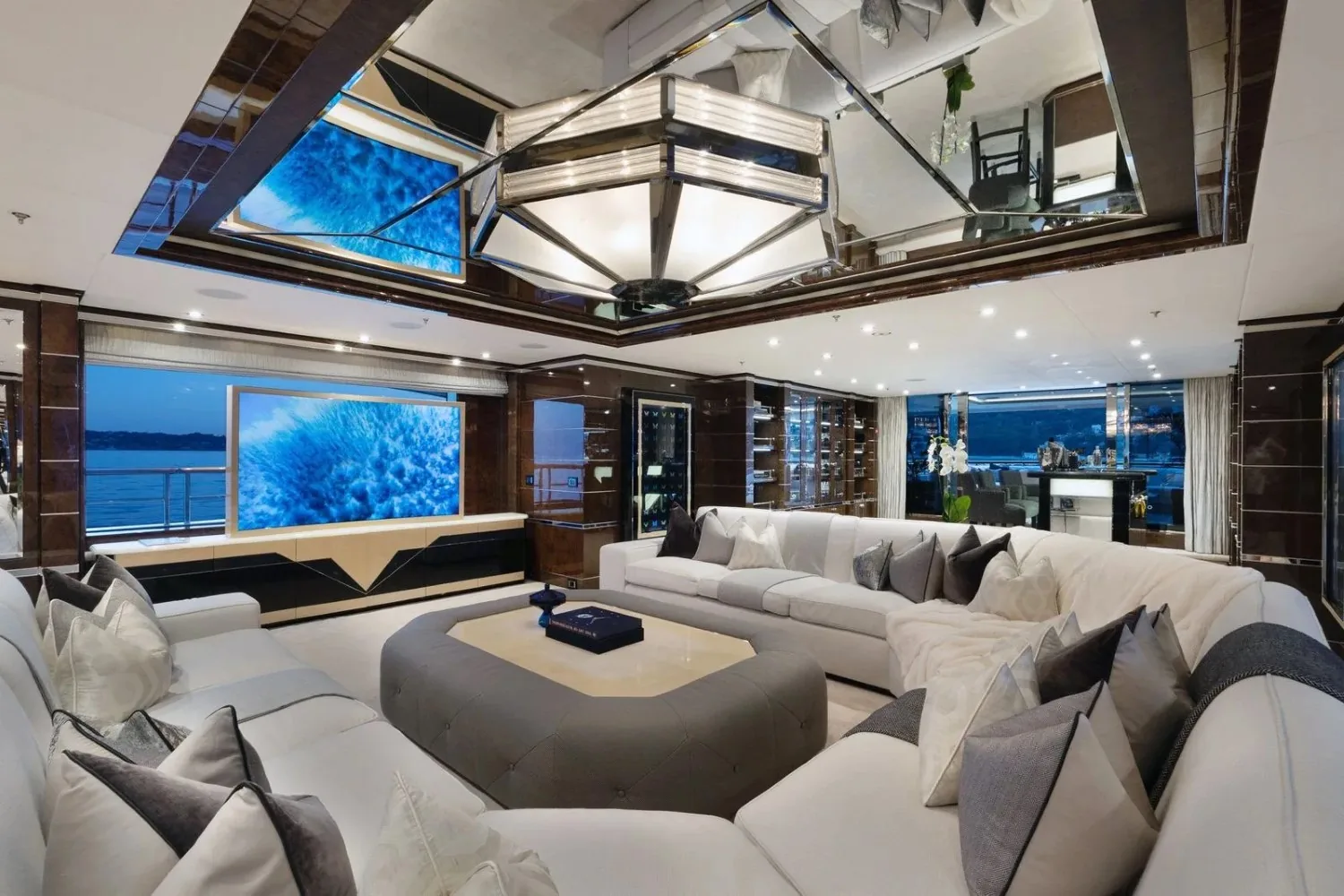 SOUNDWAVE - photo 41 location yacht Saint-Tropez