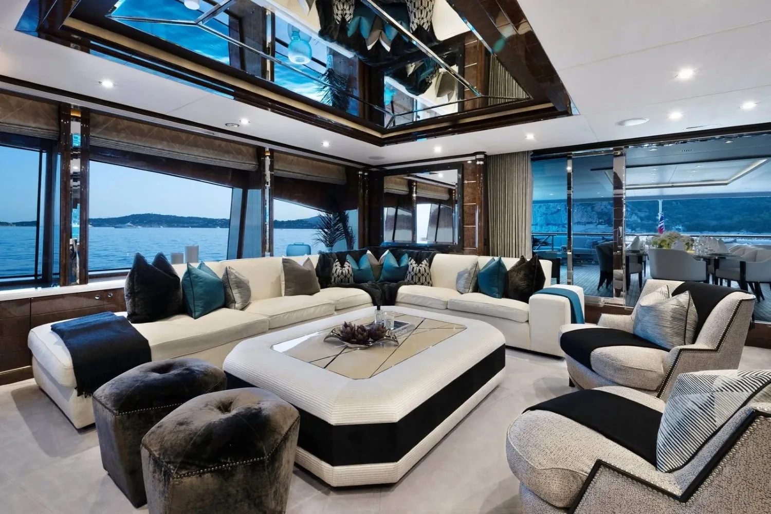 SOUNDWAVE - photo 42 location yacht Saint-Tropez