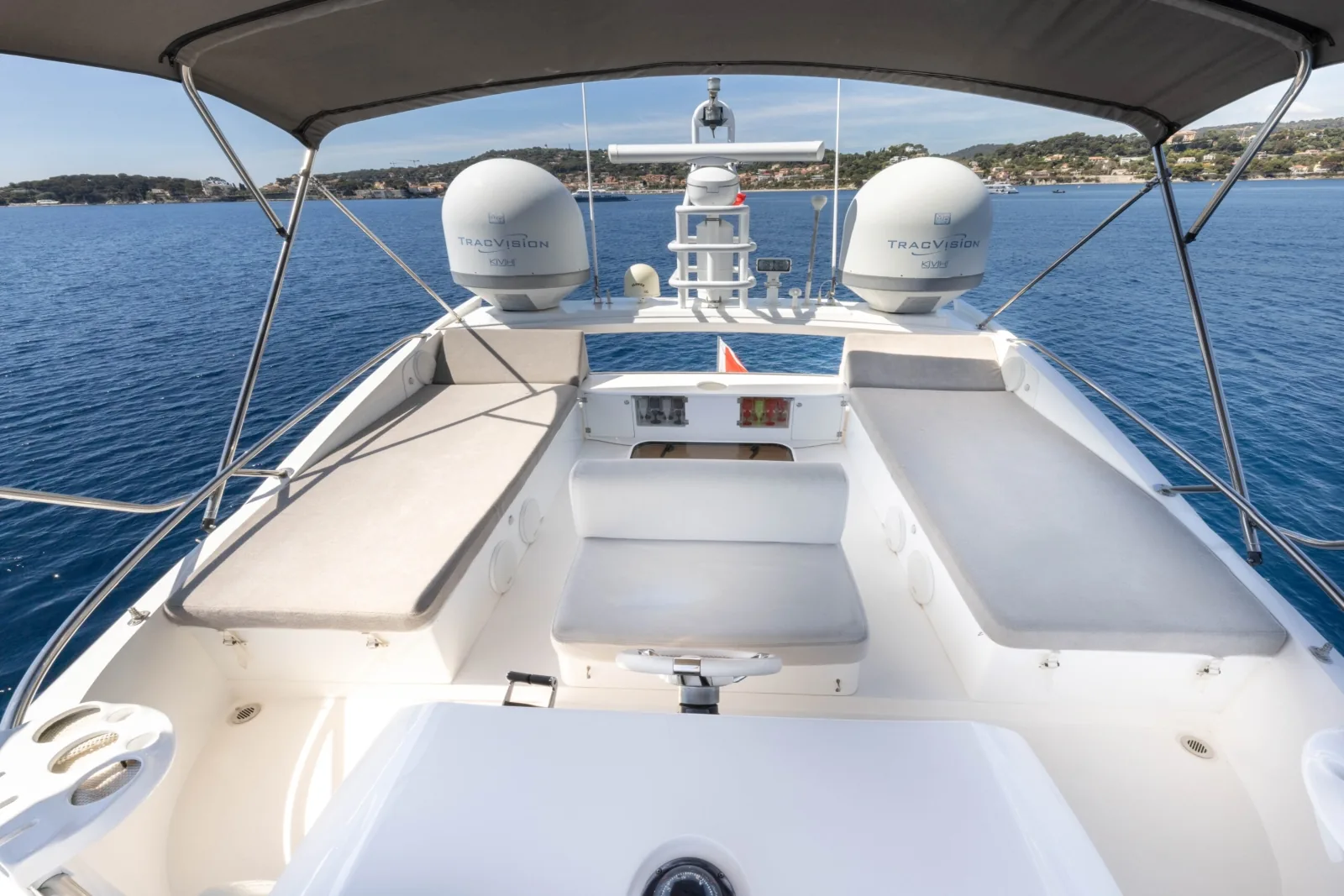 STAR OF SEVEN SEAS - photo 8 location yacht Saint-Tropez