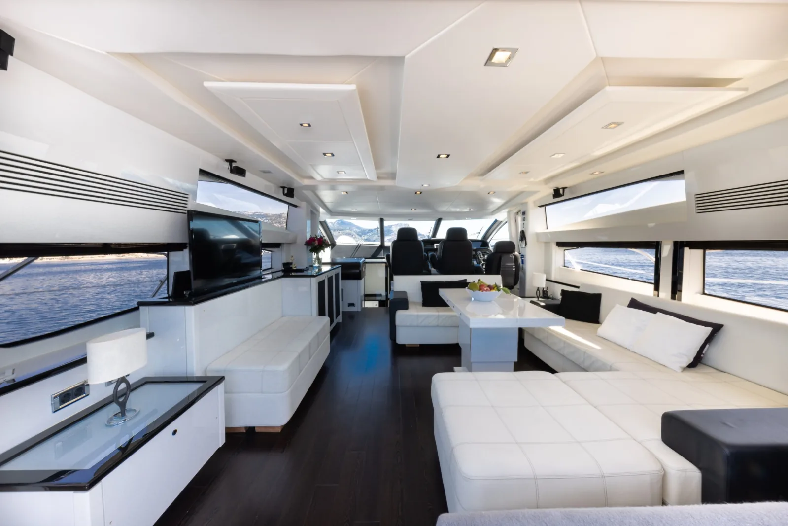STAR OF SEVEN SEAS - photo 11 location yacht Saint-Tropez