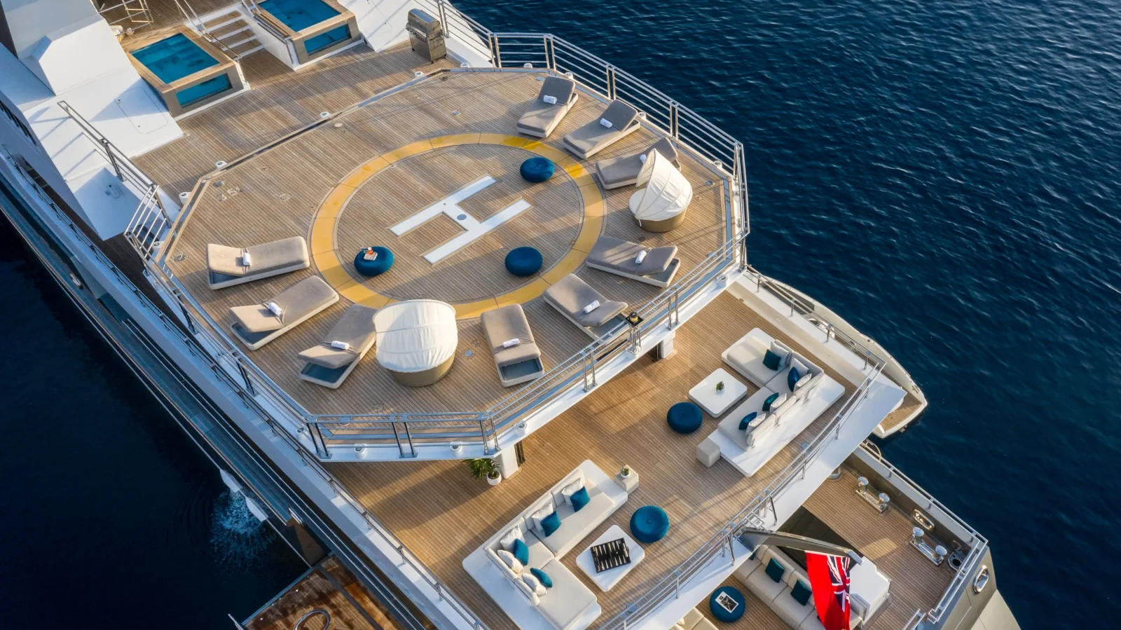 STELLA MARIS - photo 3 location yacht Saint-Tropez