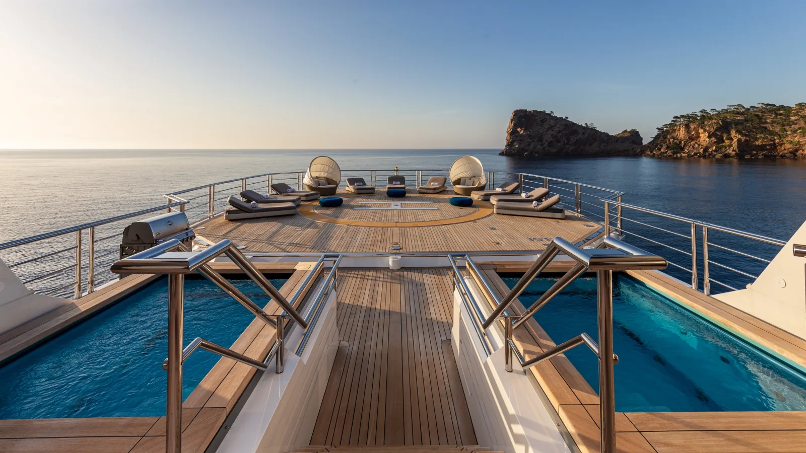 STELLA MARIS - photo 6 location yacht Saint-Tropez
