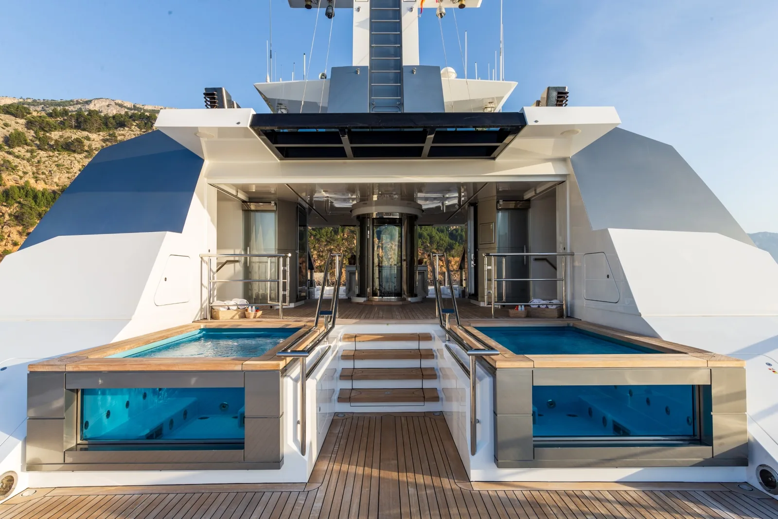 STELLA MARIS - photo 7 location yacht Saint-Tropez