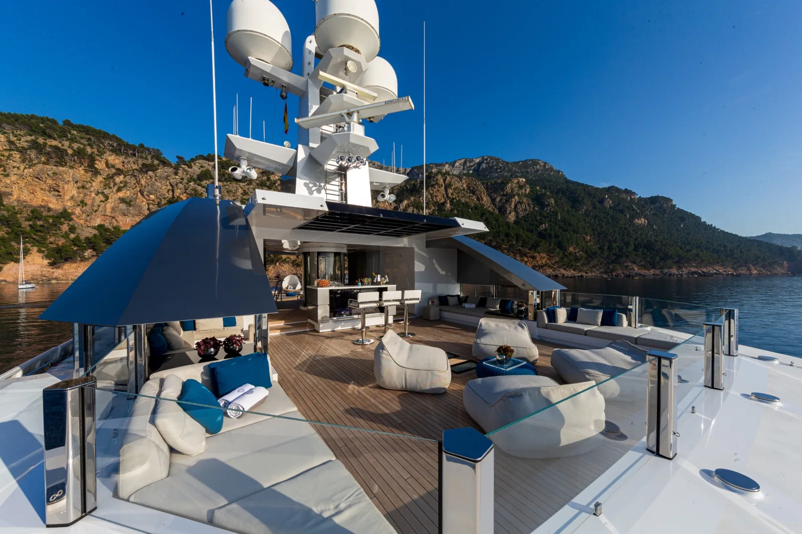 STELLA MARIS - photo 8 location yacht Saint-Tropez