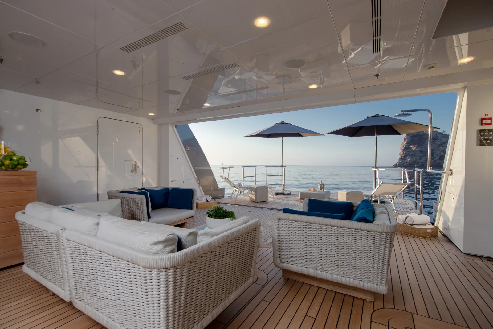 STELLA MARIS - photo 11 location yacht Saint-Tropez