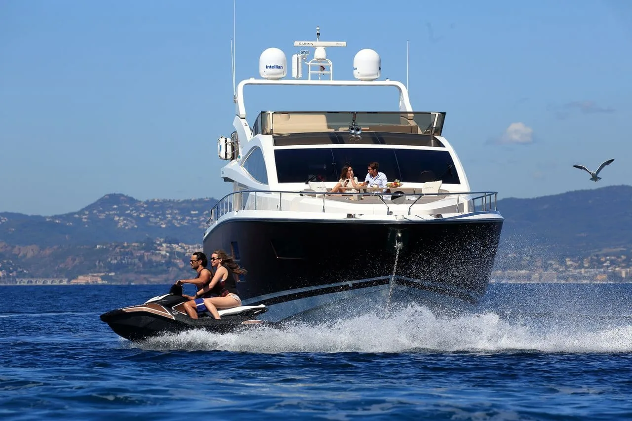 SUMMER BREEZE - photo 7 location yacht Saint-Tropez