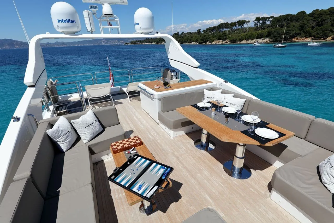 SUMMER BREEZE - photo 12 location yacht Saint-Tropez