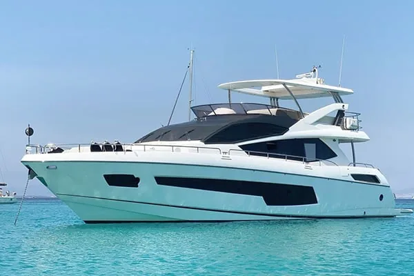 SUNSEEKER 75 - location yacht Saint-Tropez
