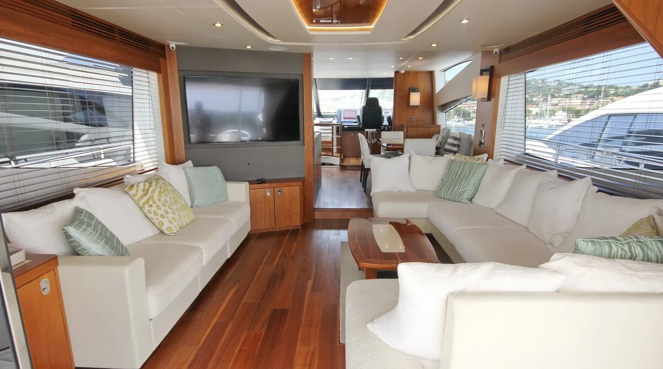 SUNSEEKER 75 - photo 9 location yacht Saint-Tropez