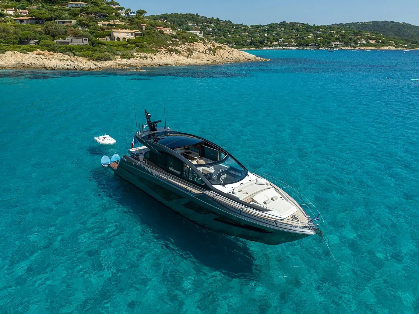 SUNSEEKER PREDATOR 65 - photo 3 location yacht Saint-Tropez
