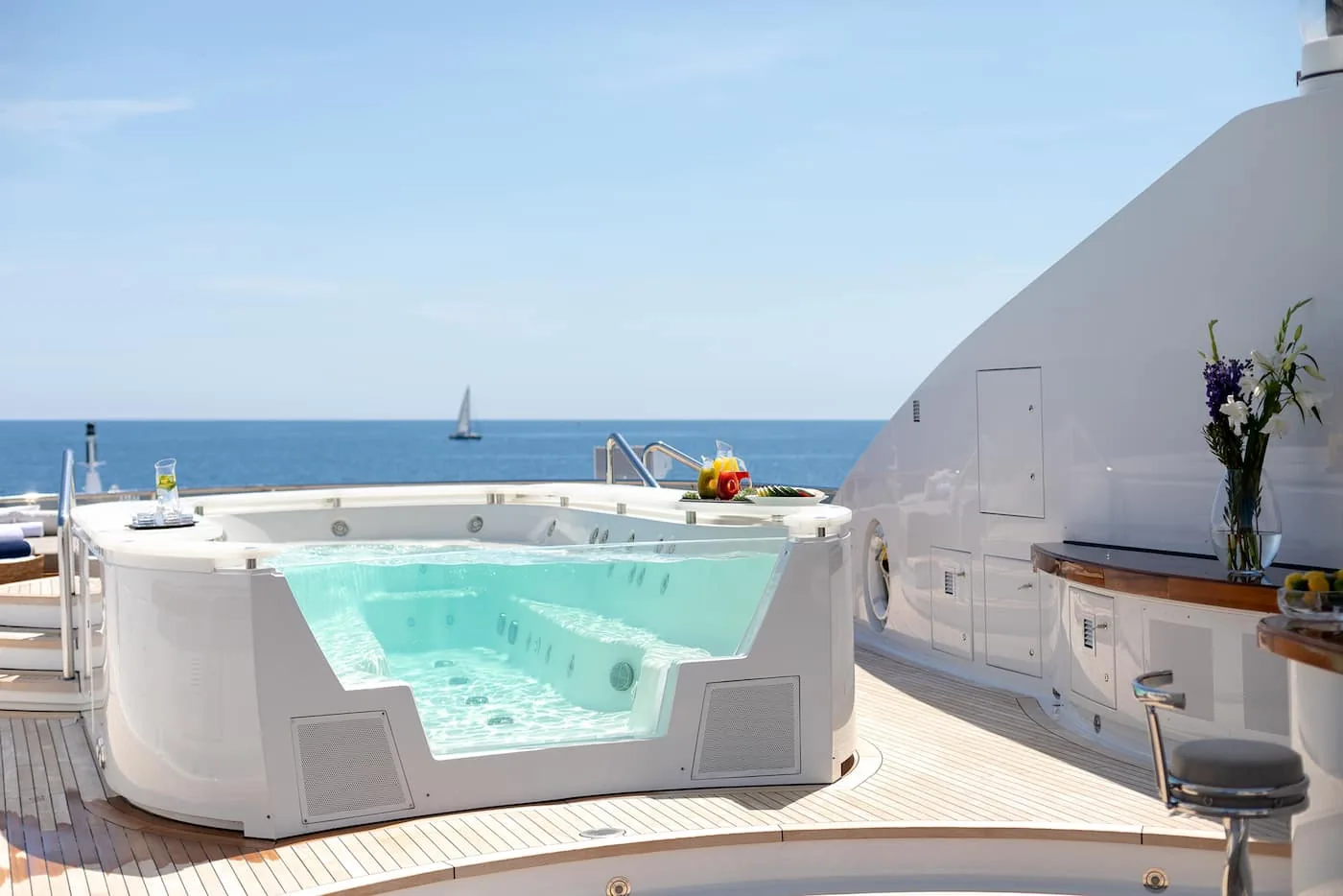 TREEHOUSE - photo 11 location yacht Saint-Tropez