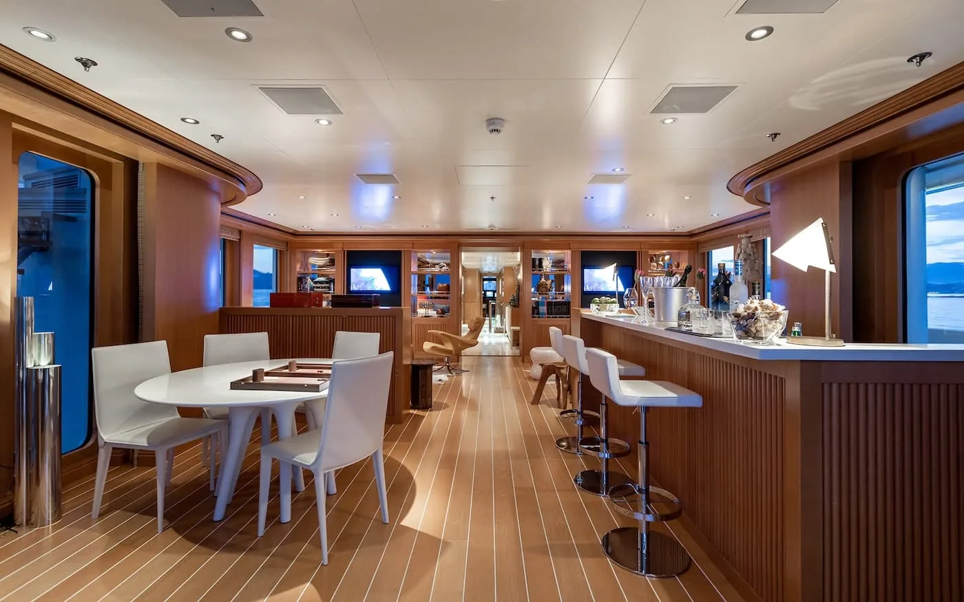 TREEHOUSE - photo 16 location yacht Saint-Tropez