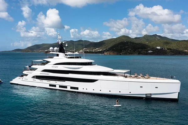 TRIUMPH - location yacht Saint-Tropez