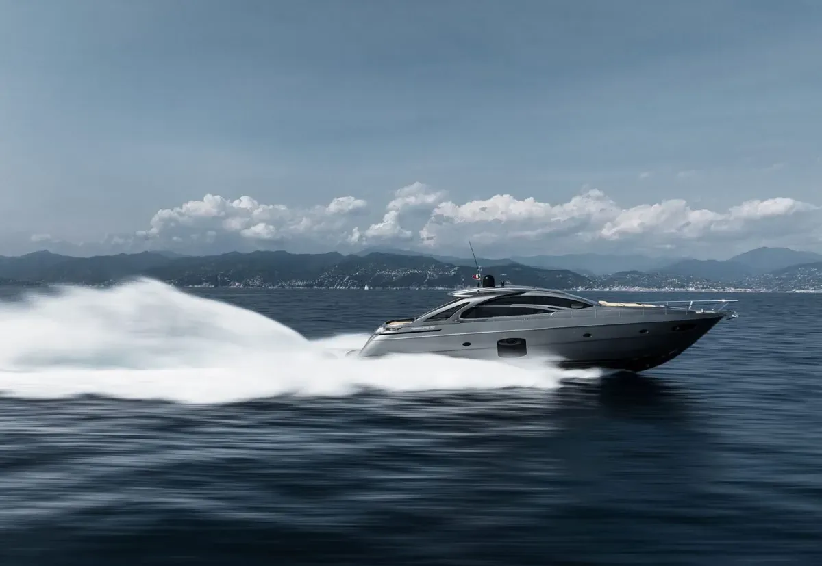 VELES - photo 2 location yacht Saint-Tropez