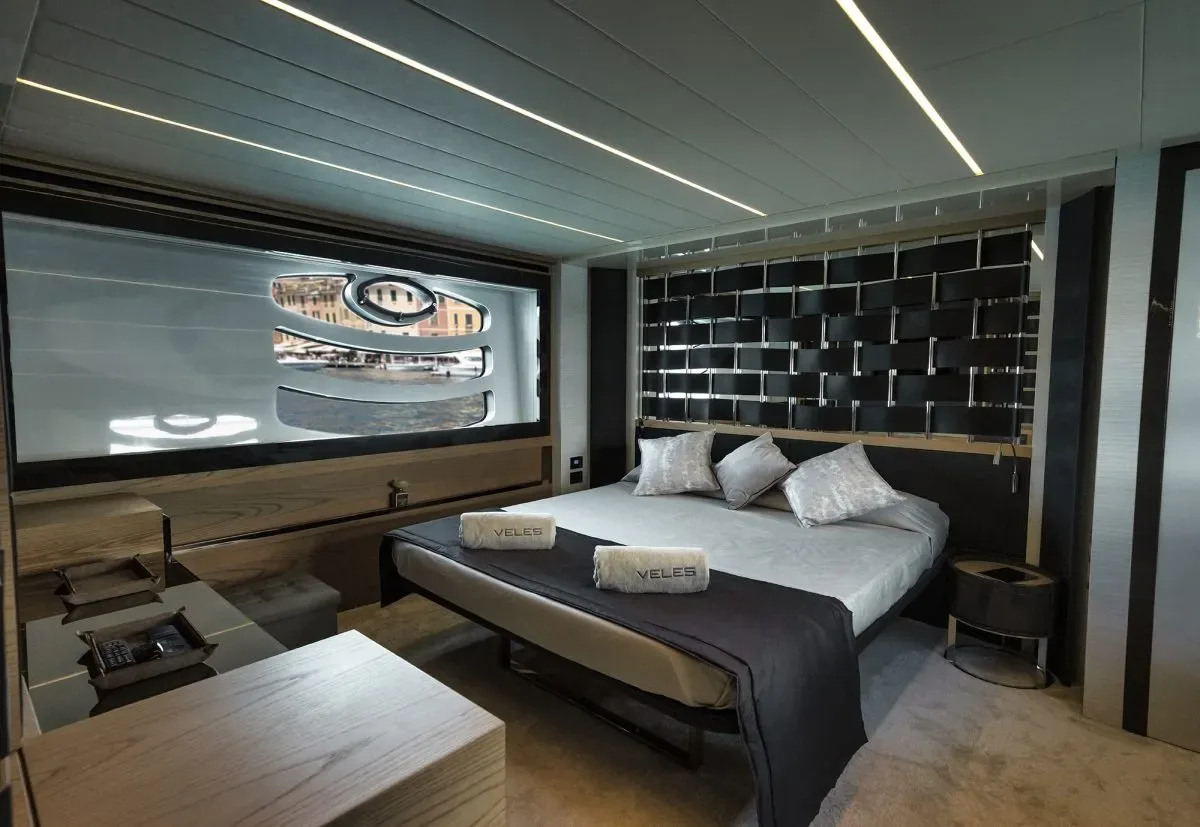 VELES - photo 15 location yacht Saint-Tropez