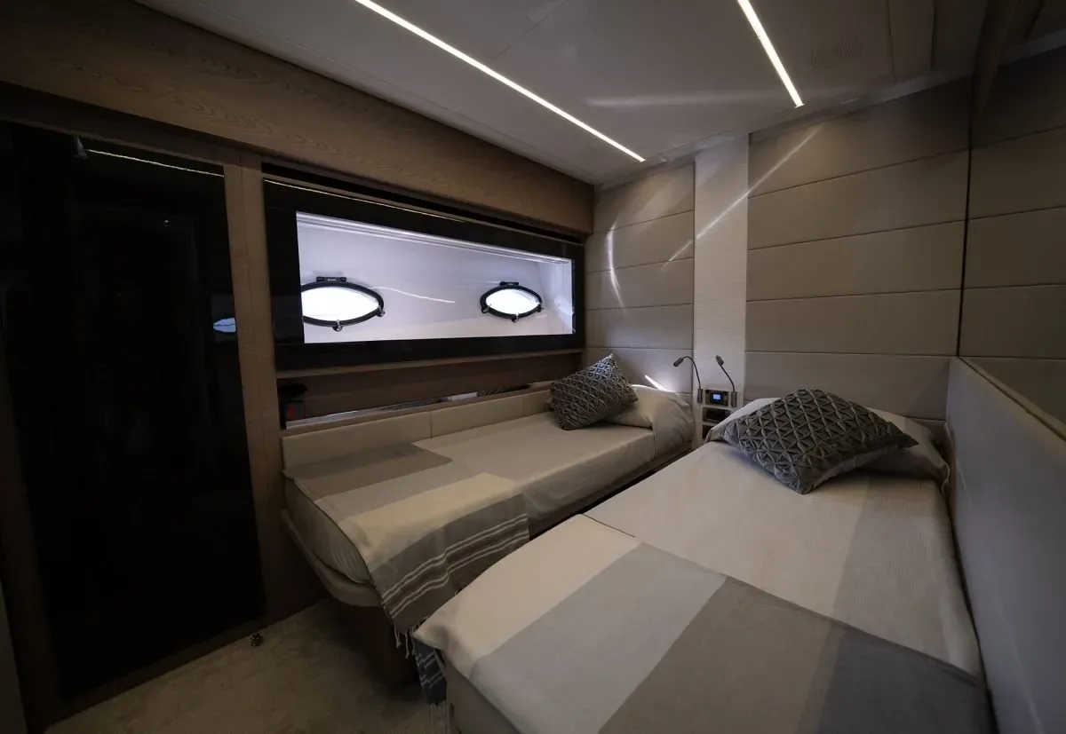 VELES - photo 19 location yacht Saint-Tropez
