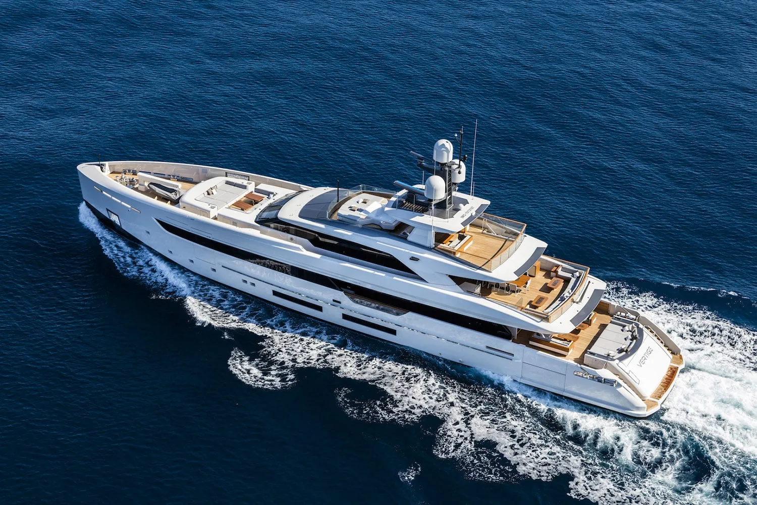VERTIGE - photo 3 location yacht Saint-Tropez