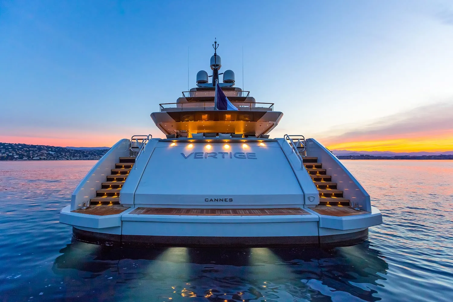 VERTIGE - photo 11 location yacht Saint-Tropez