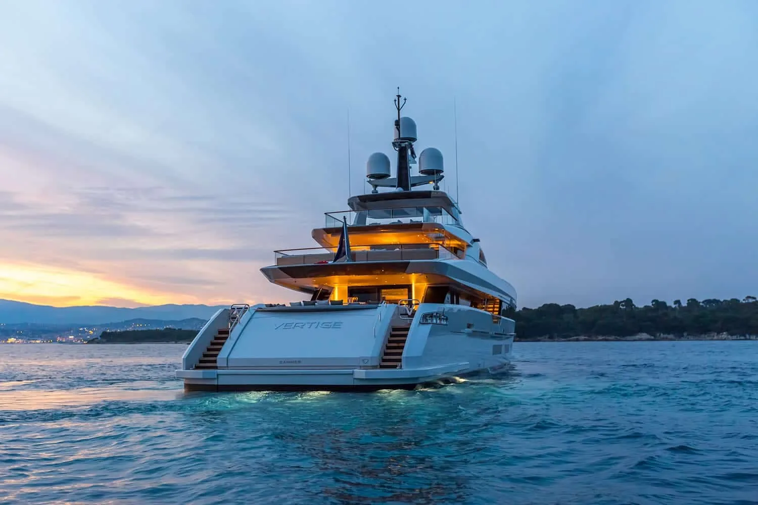 VERTIGE - photo 12 location yacht Saint-Tropez