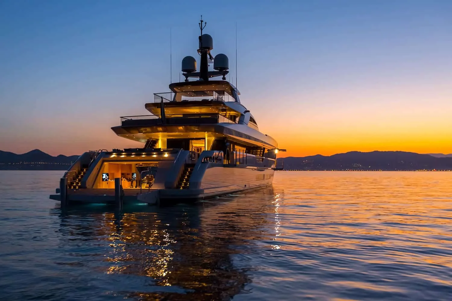 VERTIGE - photo 14 location yacht Saint-Tropez