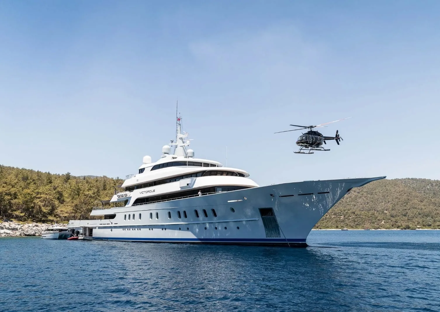 VICTORIOUS - photo 3 location yacht Saint-Tropez