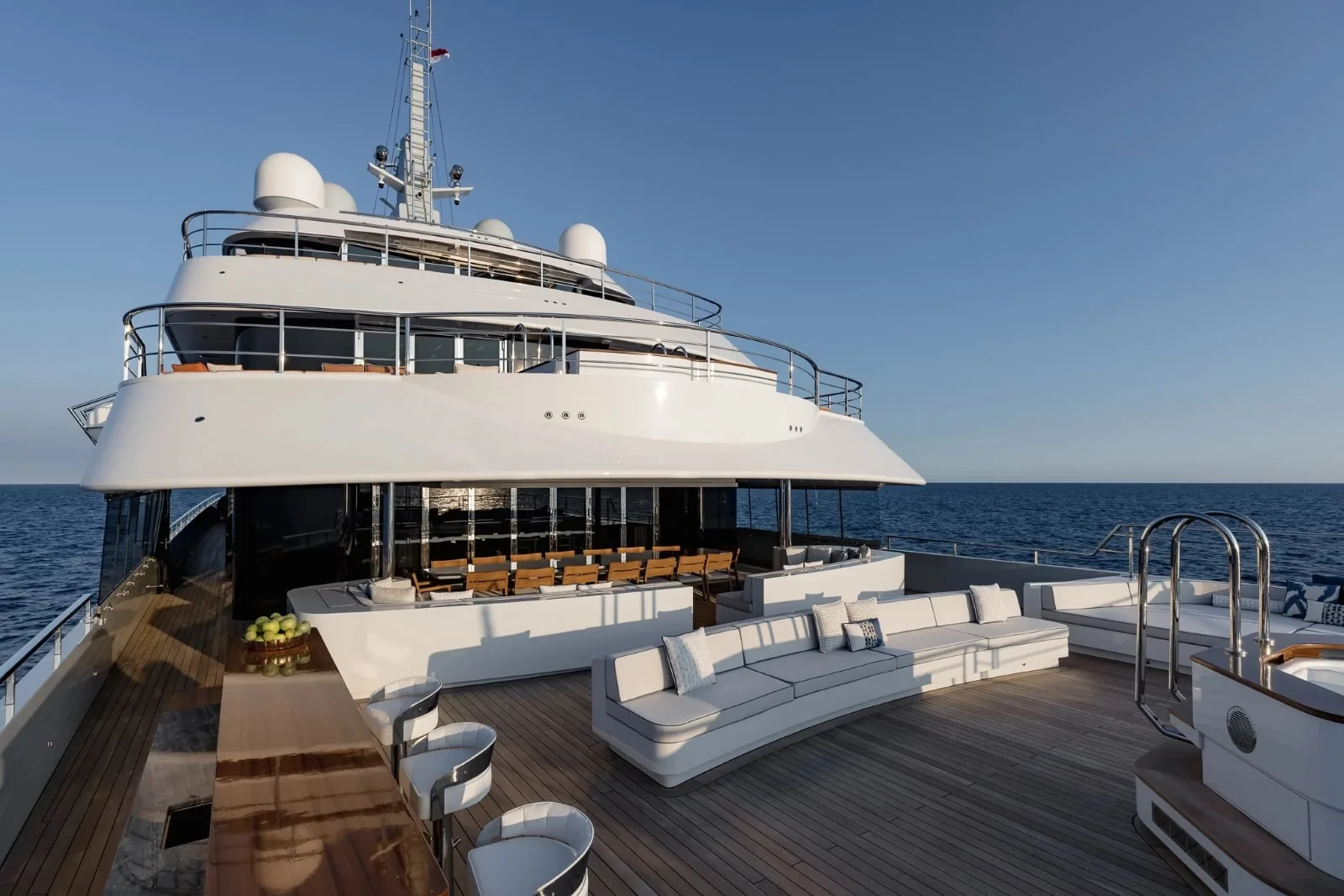 VICTORIOUS - photo 6 location yacht Saint-Tropez