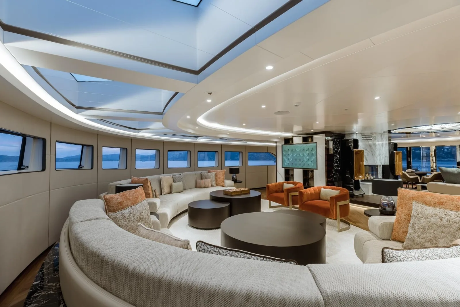VICTORIOUS - photo 17 location yacht Saint-Tropez