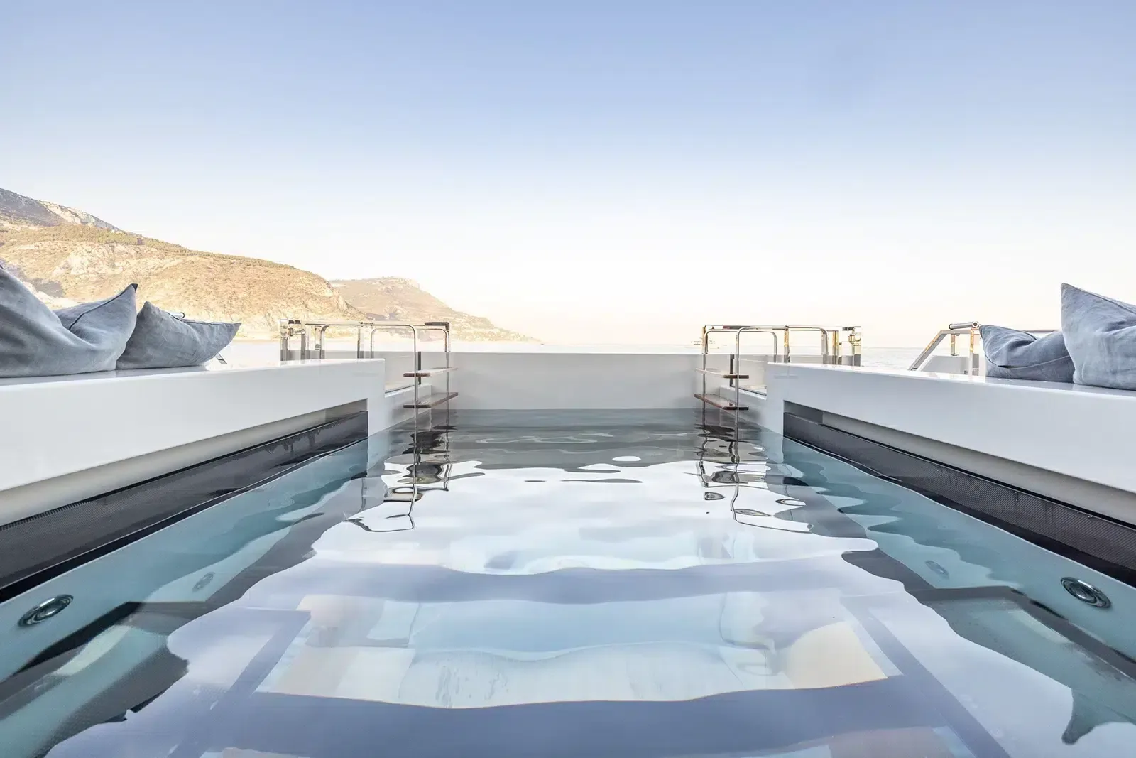 VIRTUOSITY - photo 6 location yacht Saint-Tropez
