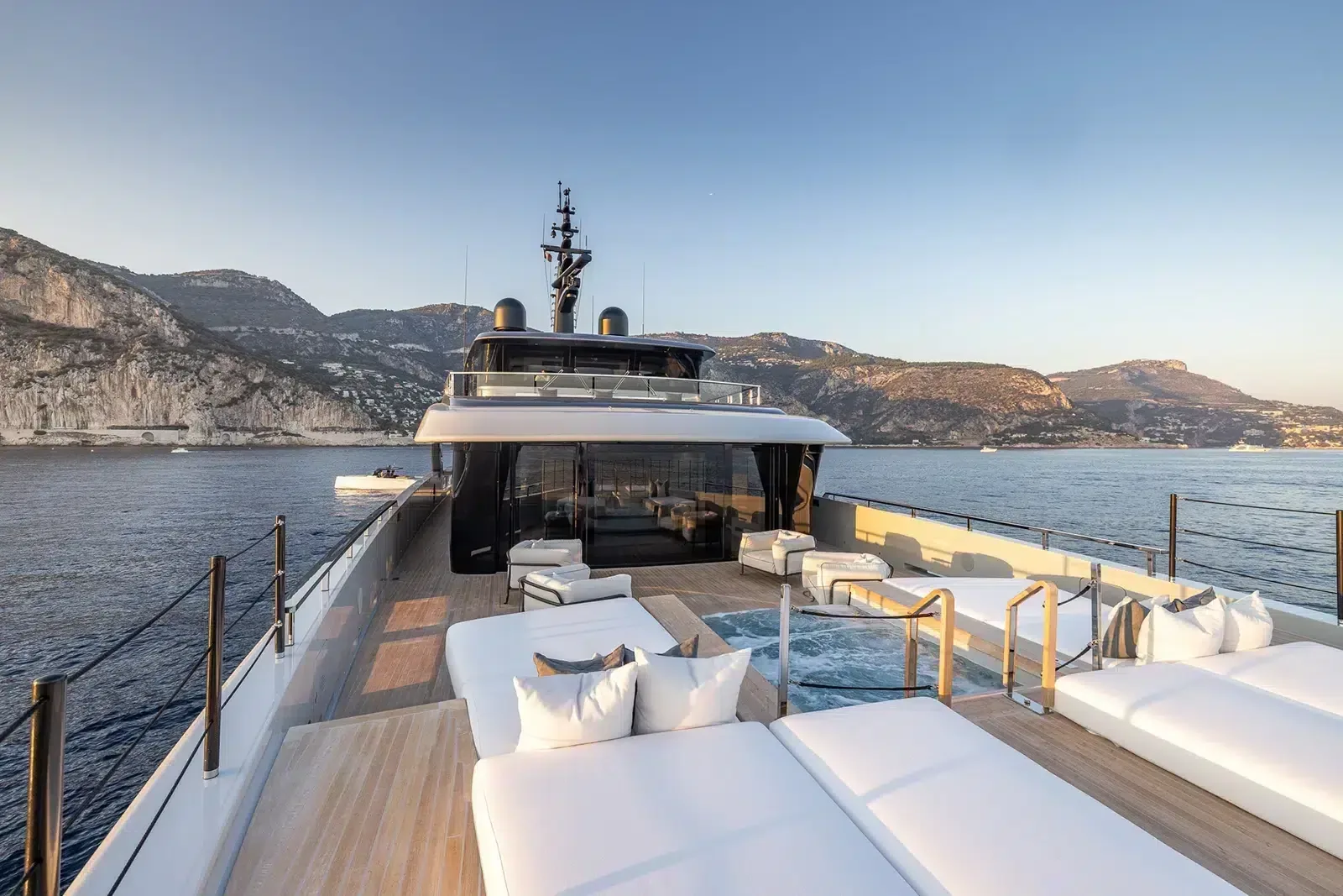 VIRTUOSITY - photo 7 location yacht Saint-Tropez