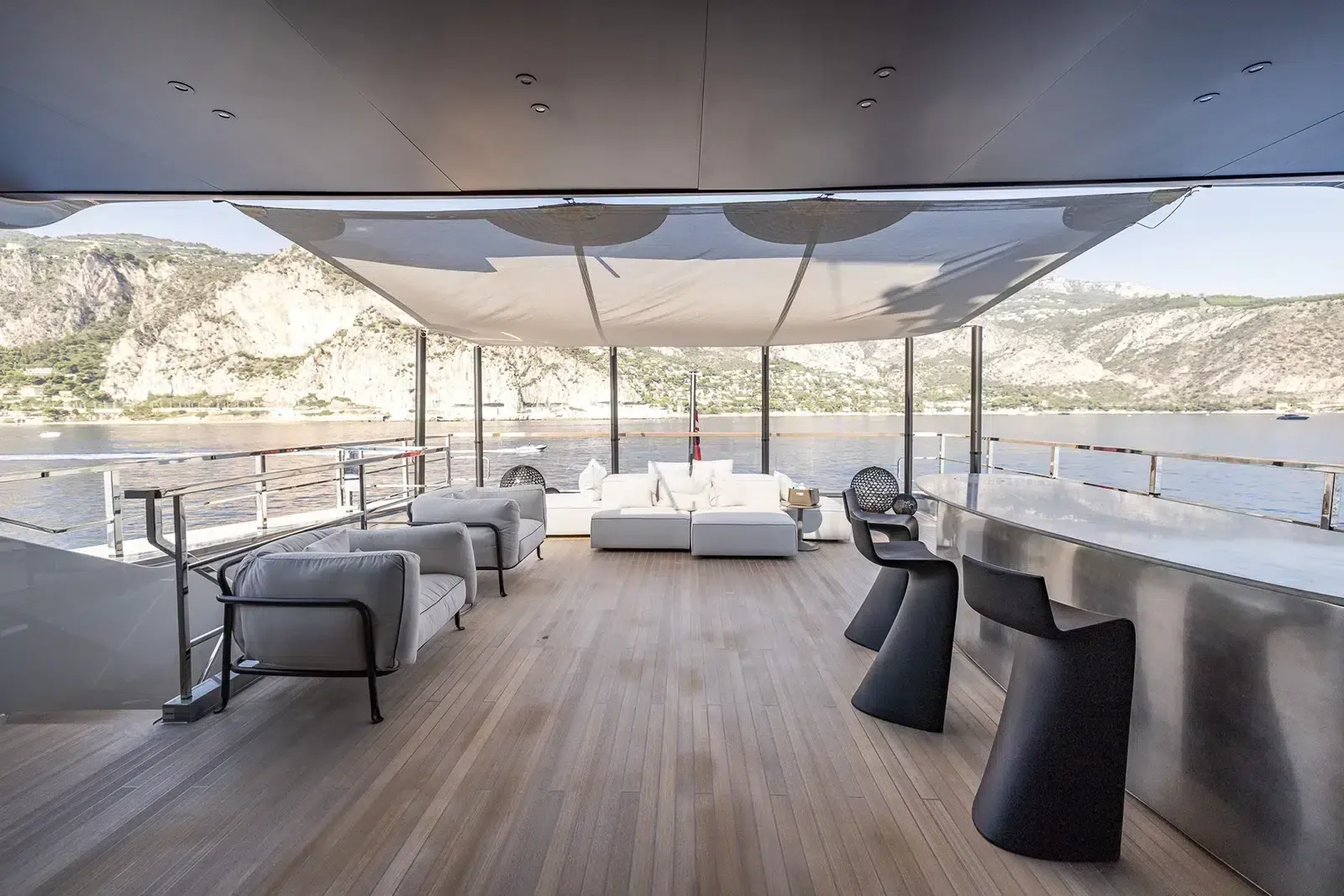 VIRTUOSITY - photo 11 location yacht Saint-Tropez