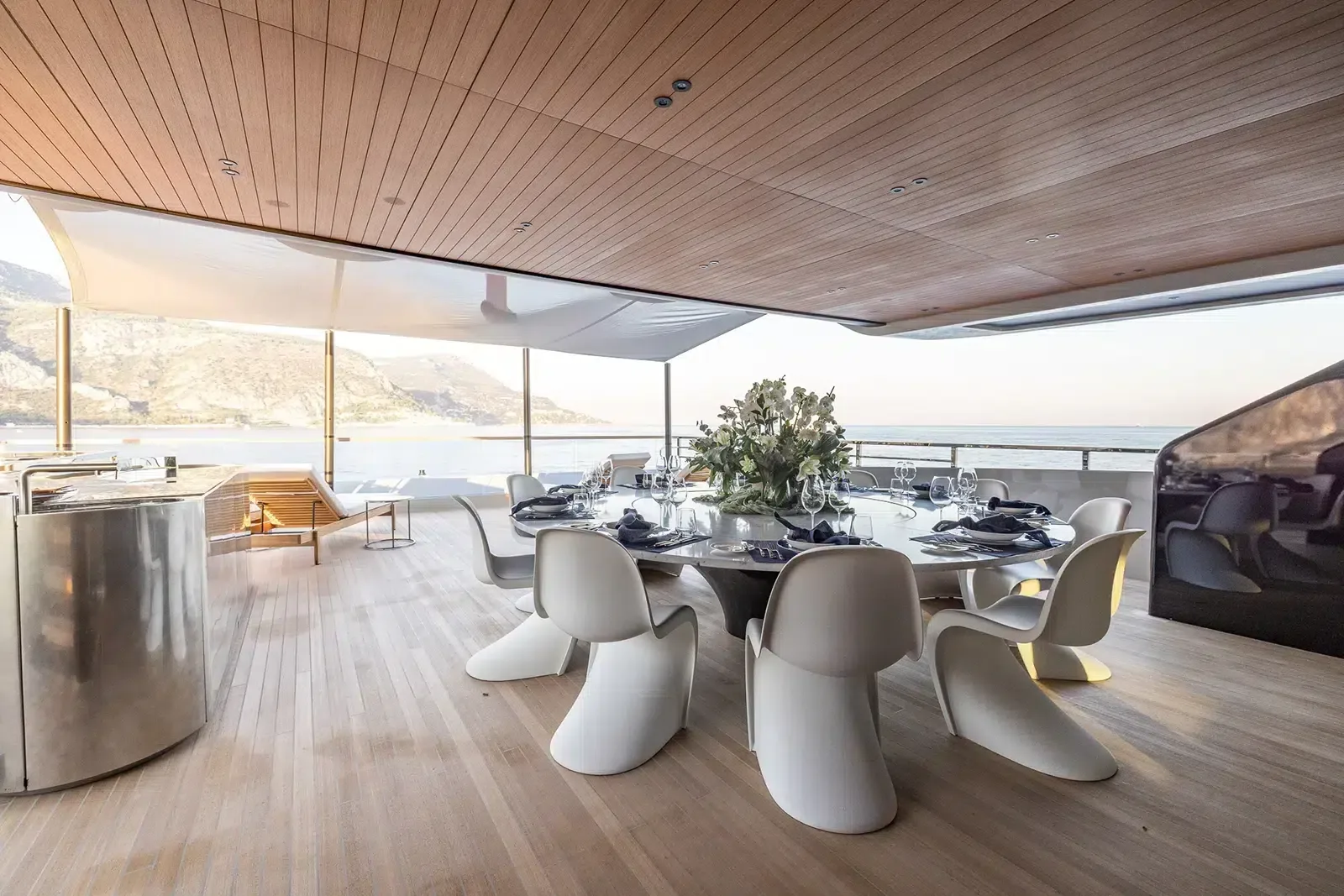 VIRTUOSITY - photo 13 location yacht Saint-Tropez