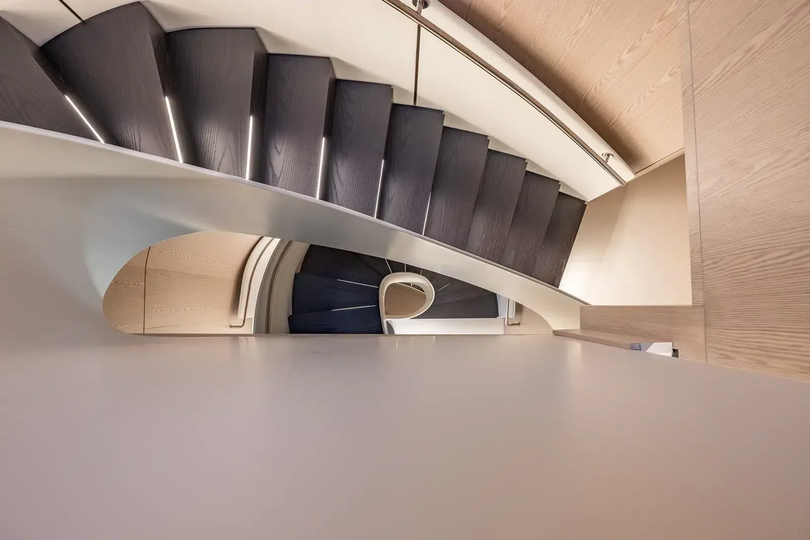 VIRTUOSITY - photo 29 location yacht Saint-Tropez