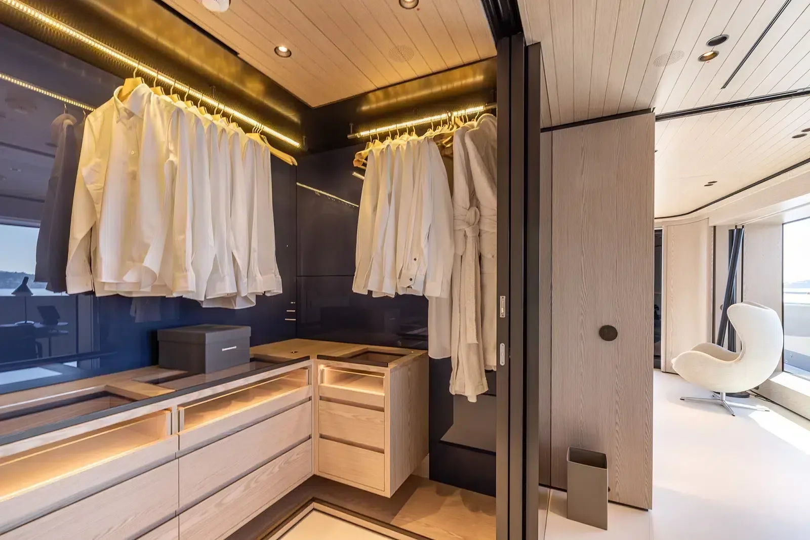 VIRTUOSITY - photo 34 location yacht Saint-Tropez