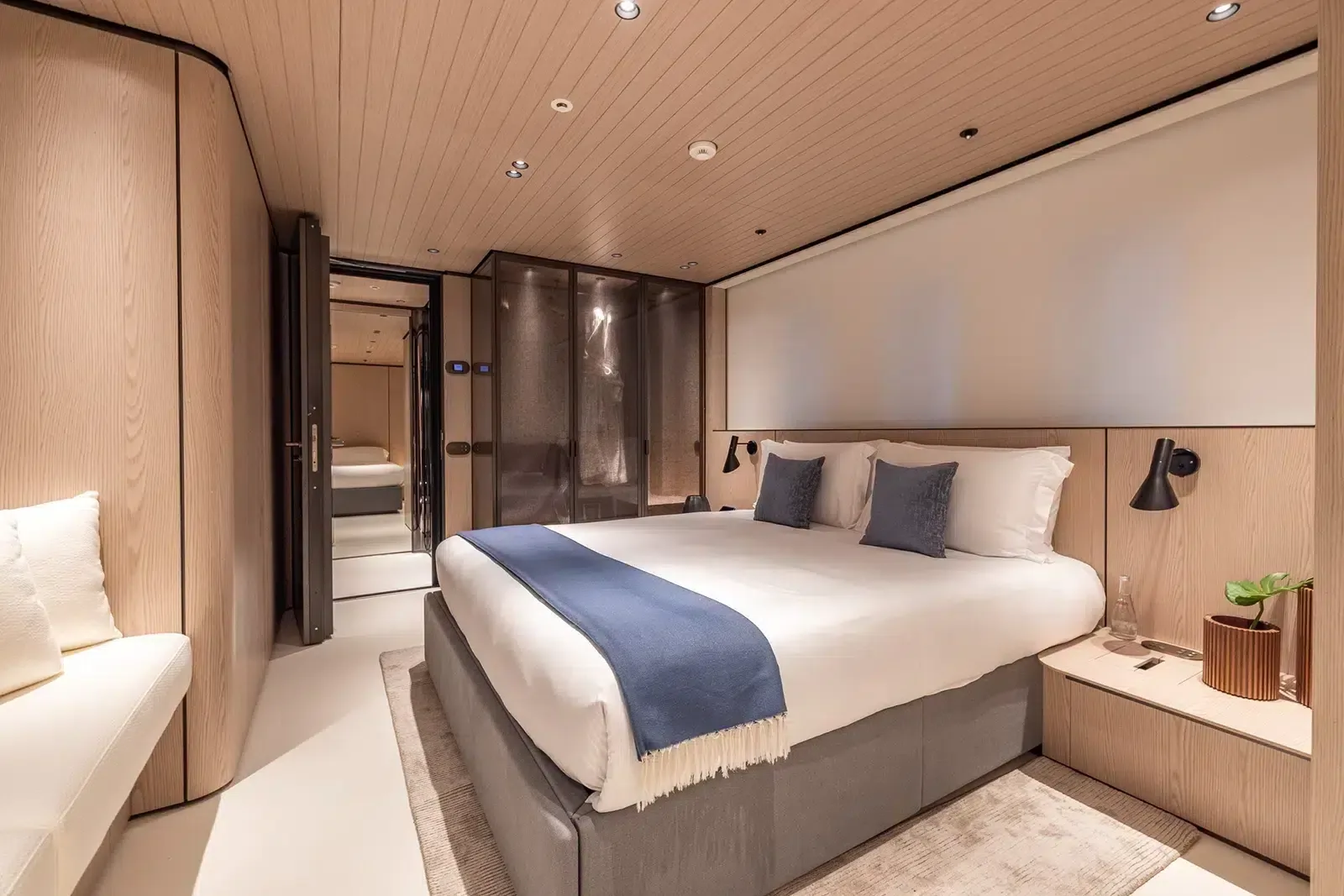 VIRTUOSITY - photo 39 location yacht Saint-Tropez